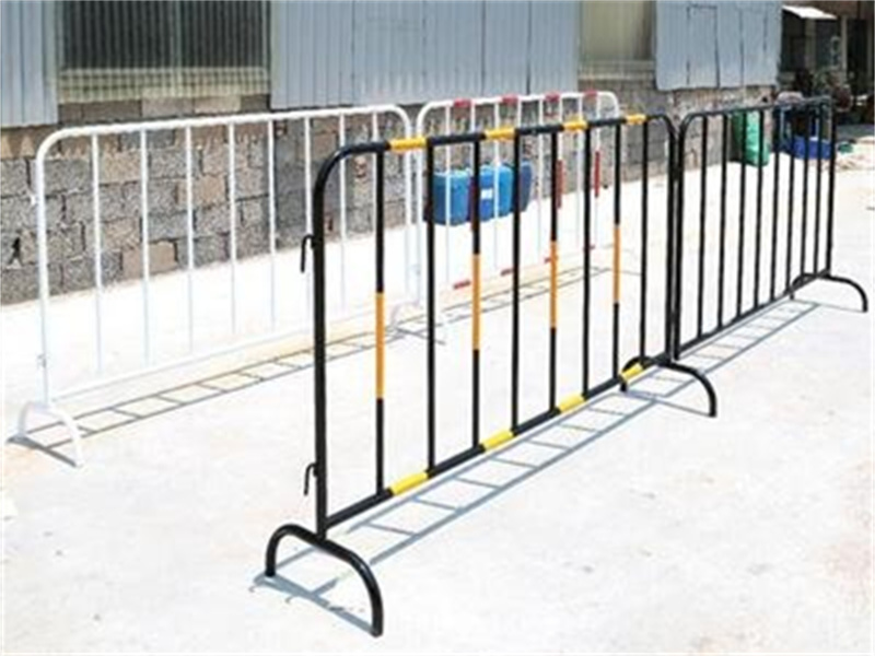 铁马护栏