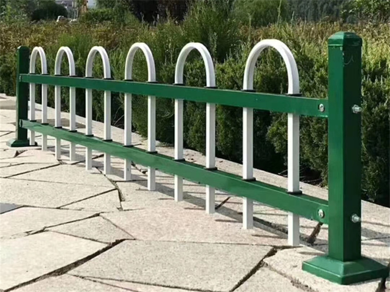 锌钢草坪护栏