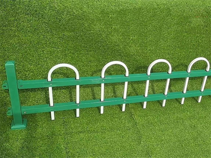 锌钢草坪护栏