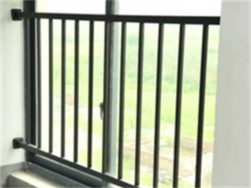阳台护栏